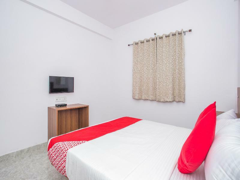 Hotel O Varcity Comforts Near Ragigudda Sri Prasanna Anjaneyaswamy Temple Бангалор Екстериор снимка